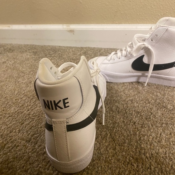 Kids Nike Blazers - Picture 3 of 5